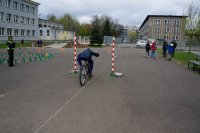 Uczniowie szkół podstawowych i gimnazjów  na Turnieju Bezpieczeństwa w Ruchu Drogowym