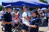 Policjanci zabezpieczają Tour de Pologne