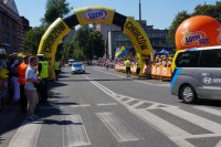 Policjanci zabezpieczają Tour de Pologne