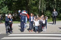 Policjanci na inauguracji nowego roku szkolnego