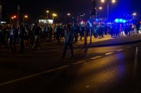 policjanci na stanowisku dowodzenia na stadionie Ruchu Chorzów