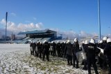 policjanci w trakcie ćwiczeń na Stadionie Ruchu Chorzów