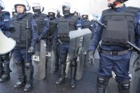 policjanci w trakcie ćwiczeń na Stadionie Ruchu Chorzów