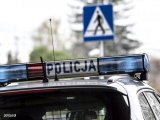 sygnały świetlne z napisem policja