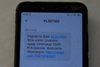 fałszywy sms