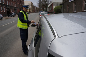 policjanci w trakcie działań