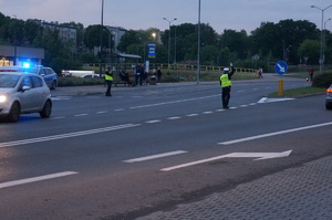 policjanci w trakcie zabezpieczenia