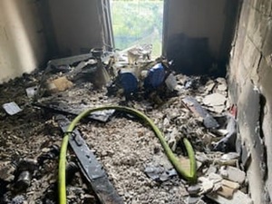 Wnętrze mieszkania po pożarze