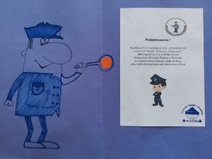 Zdjęcie przedstawia ręcznie wykonaną kartkę z podziękowaniami dla policjantów