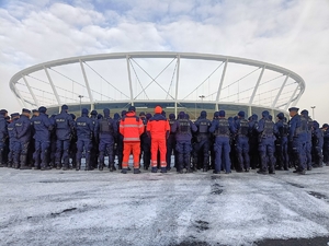 Zdjęcie przedstawia uczestników ćwiczenia