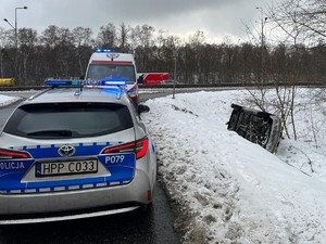 Zdjęcie przedstawia miejsce zdarzenia drogowego