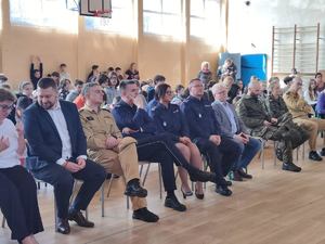 Na zdjęciu komendanci miejscy oraz inni zaproszeni goście