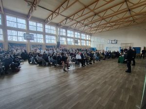 Na zdjęciu uczestnicy prelekcji