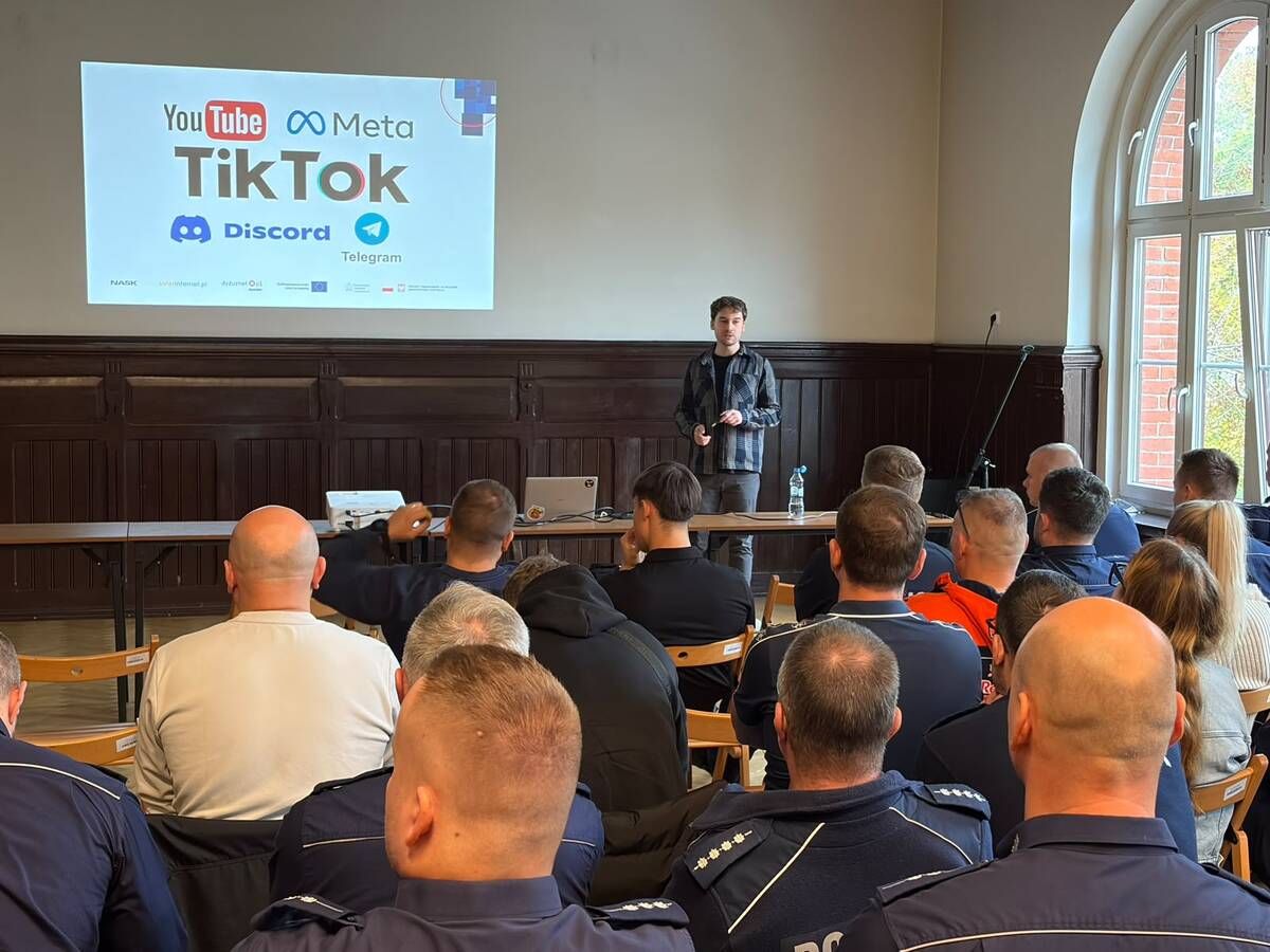 Szkolenie z cyberzagrożeń dla policjantów z Chorzowa